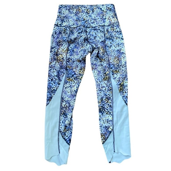 Lululemon Wunder Under Crop HighRise Luxtreme
Floral Metropolis Multi Starlight - Picture 6 of 12